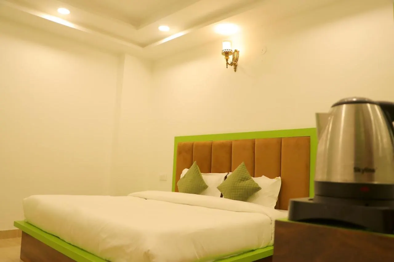 Hotel Taj Ambassador Agra